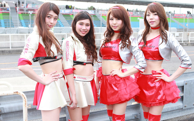 スーパーGT『GAINER sucre』今村仁美・蒼井彩加・江口まどか・横田りか