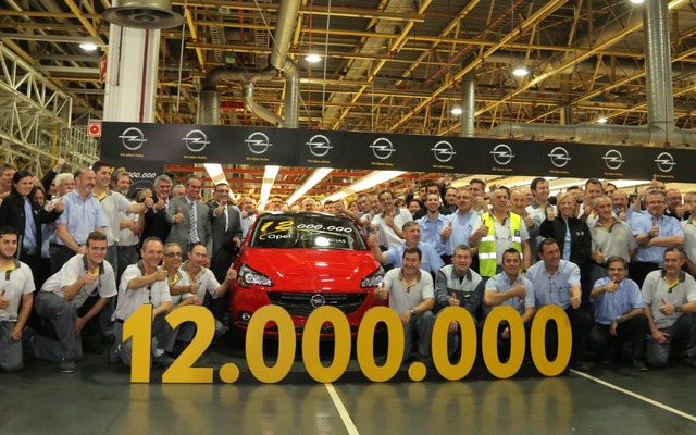 累計生産1200万台を達成したGMのスペイン工場