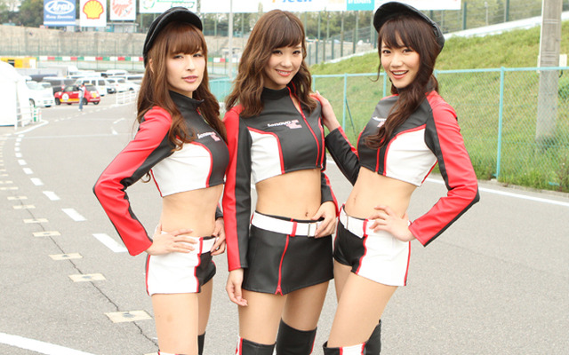 スーパーフォーミュラ『2015 LENOVO GIRLS』森園れん・有馬綾香・西村いちか
