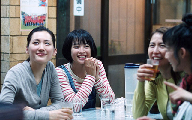 綾瀬はるか＆長澤まさみ＆夏帆＆広瀬すず／『海街diary』　-(C) 2015吉田秋生・小学館／「海街diary」製作委員会