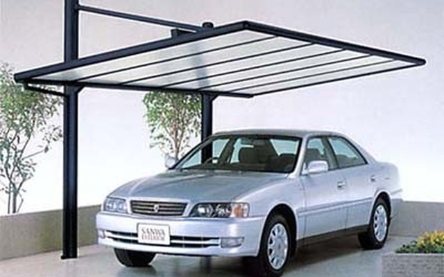 クルマ、保険、そして今度はガレージ!? カービューはなんでも売るのね