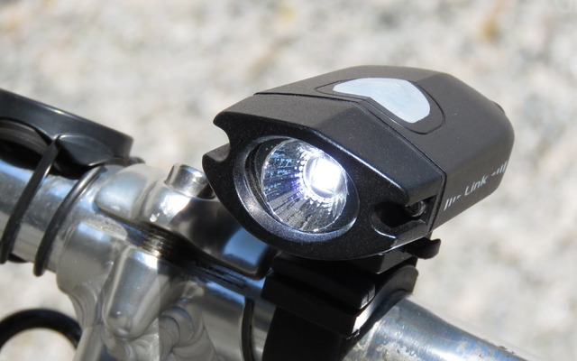 【津々見友彦の6輪生活】抜群の照射力！シーコンのLEDライト「LINK HL-04」