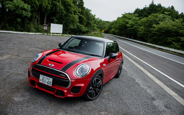 MINI ジョン・クーパー・ワークス（JCW）