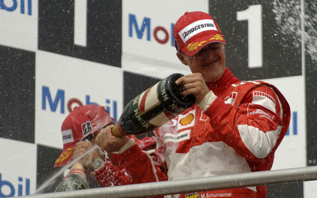 ブリヂストンがF1通算100勝達成