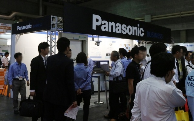 防犯防災総合展 in KANSAI 2015」内の「フードディフェンス対策フェア」に出展するパナソニックブース（プライバシーに配慮し画像は一部加工済み）