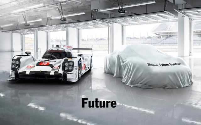 ポルシェが公式Facebookで謎の新型車を予告