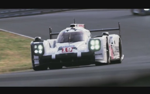 ポルシェのルマン24時間耐久レースの映像