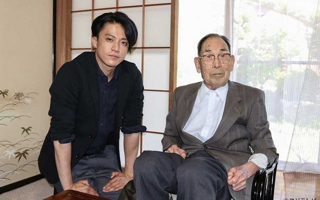 小栗旬／「私たちに戦争を教えてください～いま、会っておかなければいけない人がいる　今日、聞いておかなければいけない声がある～」-(C)フジテレビ