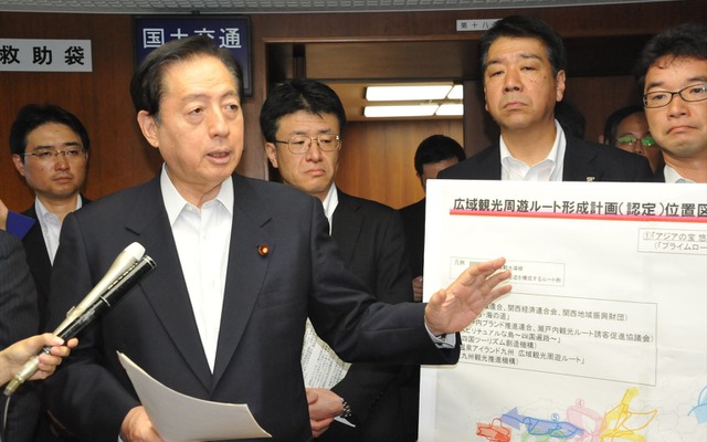 広域観光周遊ルートを説明する太田国交相（12日・衆議院）