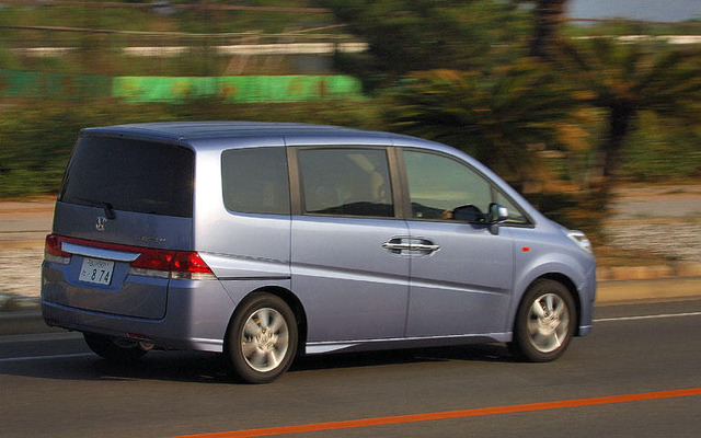 【インプレ'05】河村康彦 ホンダ『ステップワゴン』 生活車として納得の低床パッケージング