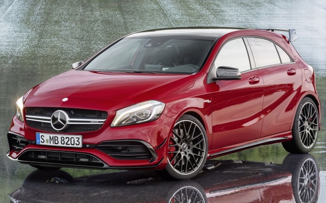 メルセデス AMG A45 4MATIC