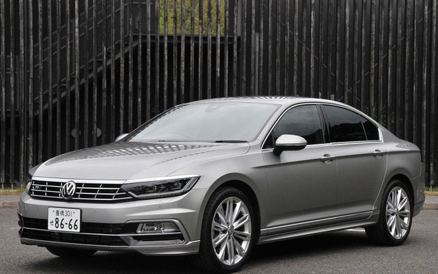VW パサートセダン TSI Rライン