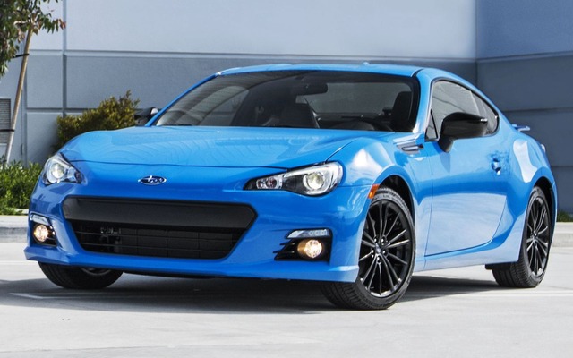 スバル BRZ ハイパーブルー