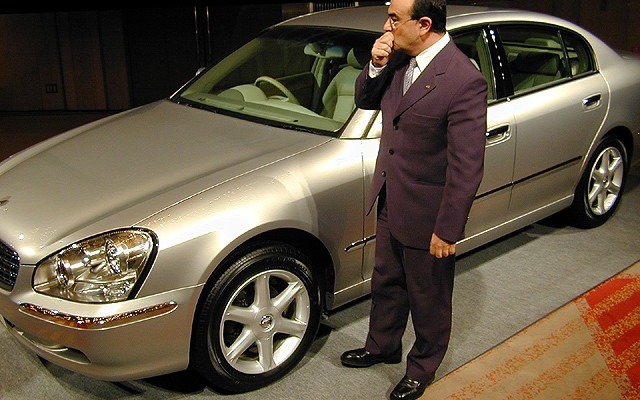 【新聞ウォッチ】ゴーン日産社長、「業界低迷はリーダーに責任」と怪気炎