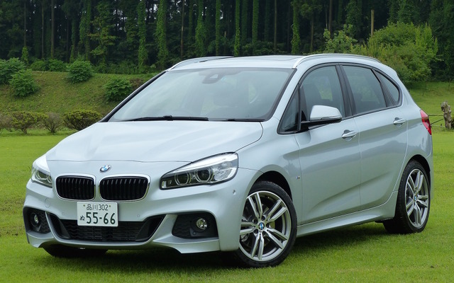 BMW 225i xDrive アクティブツアラー M Sport
