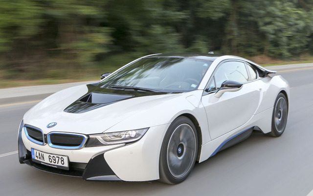 BMW i8