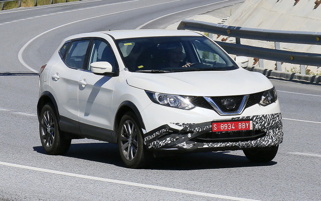 日産キャシュカイ スクープ写真