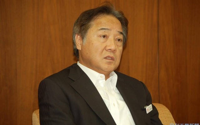 三菱東京ＵＦＪ銀行の小笠原副頭取
