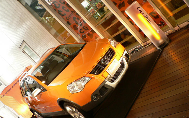 【VW クロスポロ 日本発表】写真蔵…都会の冒険者たちへ
