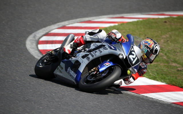 No.21YAMAHA FACTORY RACING TEAM