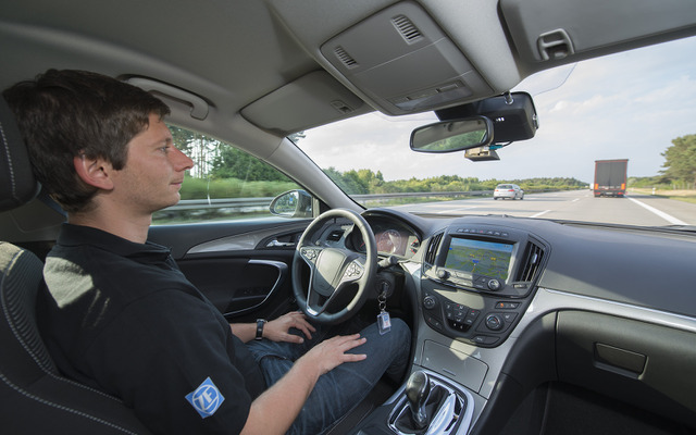 ZFの半自動運転を体験