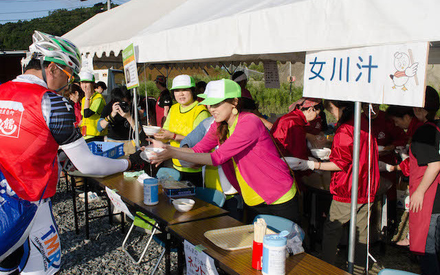 美味しい女川汁がもらえました（ツール・ド・東北14）