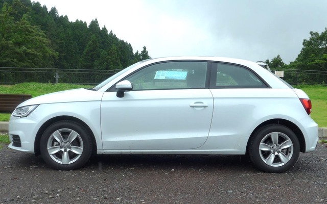 アウディ A1 1.0TFSI