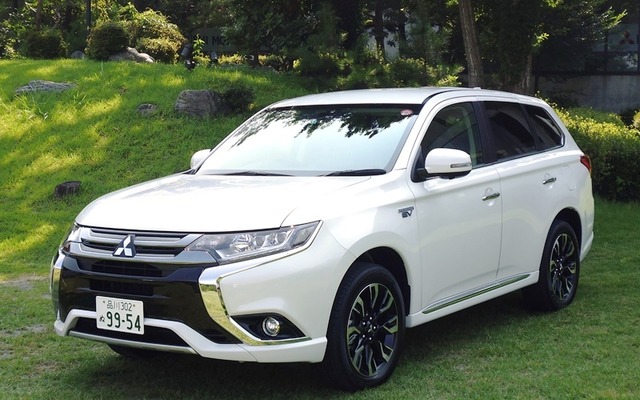 新型アウトランダーPHEV