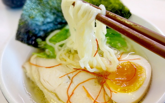 「はま寿司」で食べられる「旨だし鶏塩ラーメン」