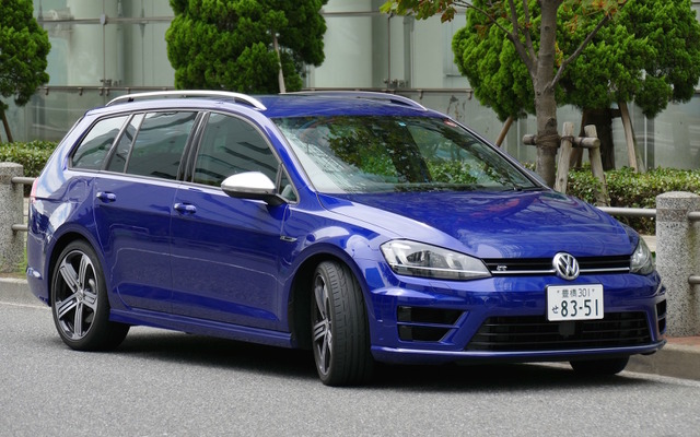VW ゴルフ R ヴァリアント