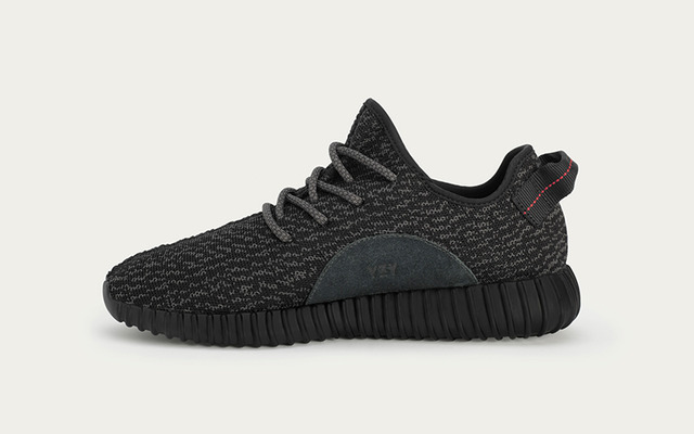アディダス オリジナルス×カニエ・ウエスト第2弾「YEEZY BOOST 350」の新色ブラック（2万8,000円）