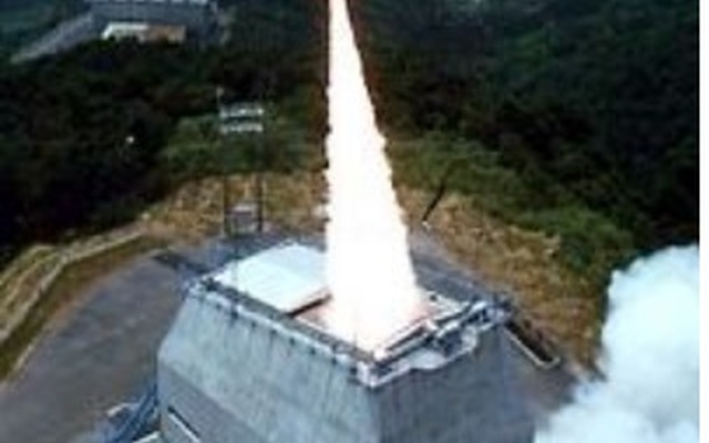 観測ロケットS-520（参考画像）
