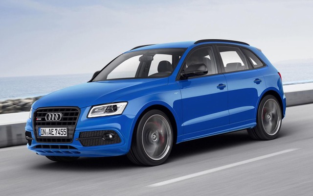 アウディ SQ5 TDIプラス