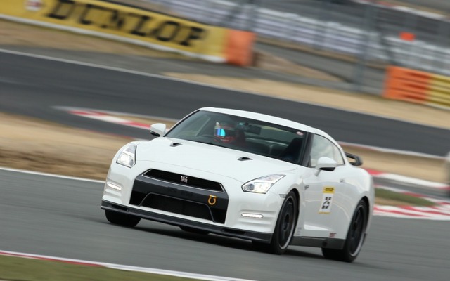 NISSAN GT-R（R35）ワンメイクドライビングレッスン