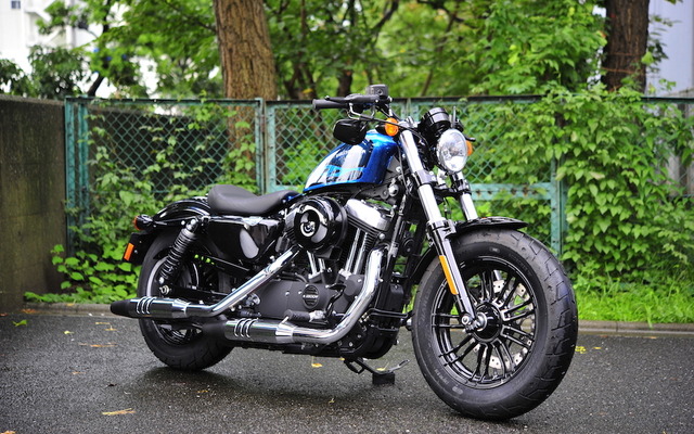 2016年型XL1200X フォーティーエイト。