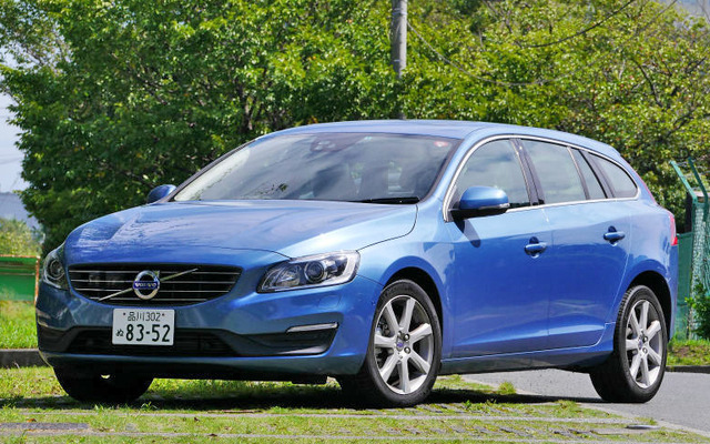 ボルボ V60 D4