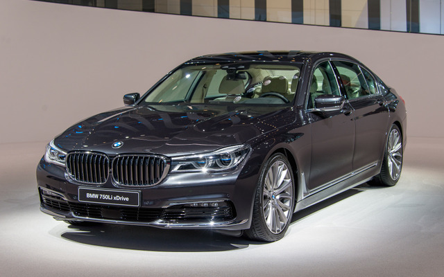 BMW 7シリーズ 新型（フランクフルトモーターショー15）