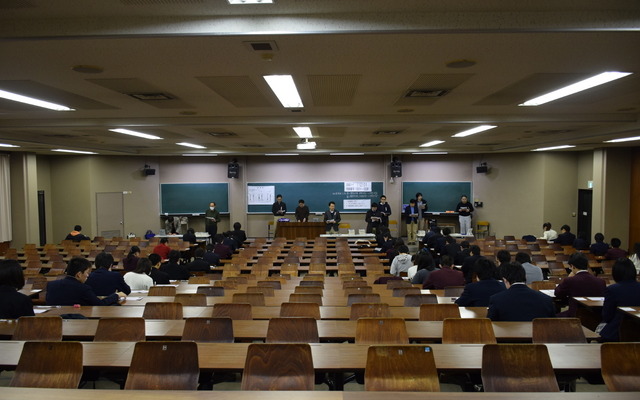 試験会場の様子