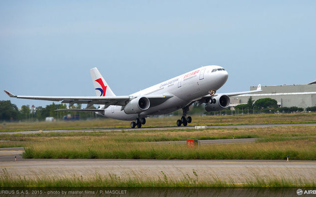 中国東方航空のエアバスA330-200