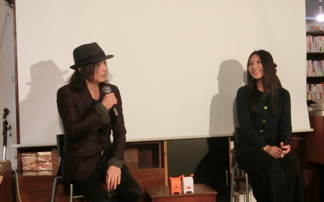 トークセッション中の辻氏と小竹氏