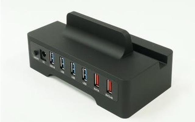 スマートフォンとタブレットを同時に急速充電できるUSBハブ「USB3.0 HUB 拡張スタンド」