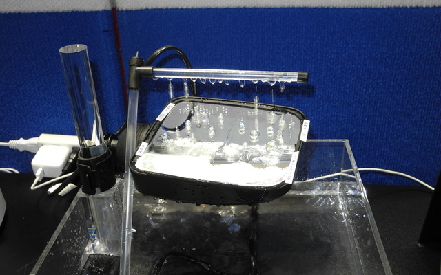綜研化学が開発した超撥水性と高透明性を兼ね備えた高機能フィルム