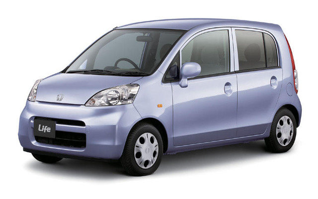 ホンダ ライフ をマイナーチェンジして発売
