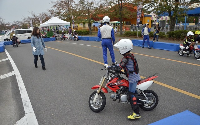 親子で楽しめるバイク体験会