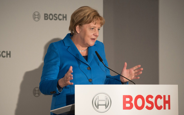 ボッシュ レニンゲン新研究センター開所式に登場したドイツのアンゲラ・メルケル首相