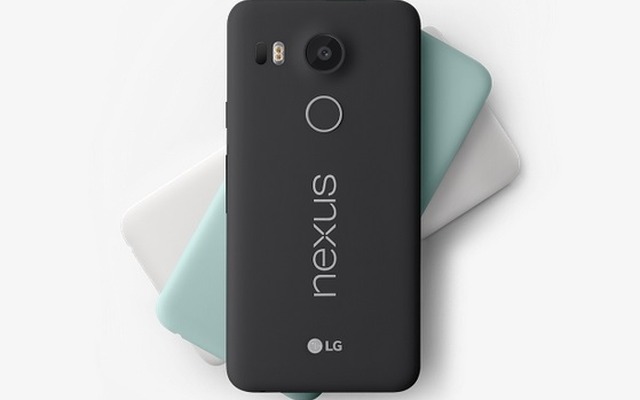 16GB/32GBをラインナップする「Nexus 5X」を10月20日に発売。ボディカラーはカーボン、クォーツ、アイスの3色