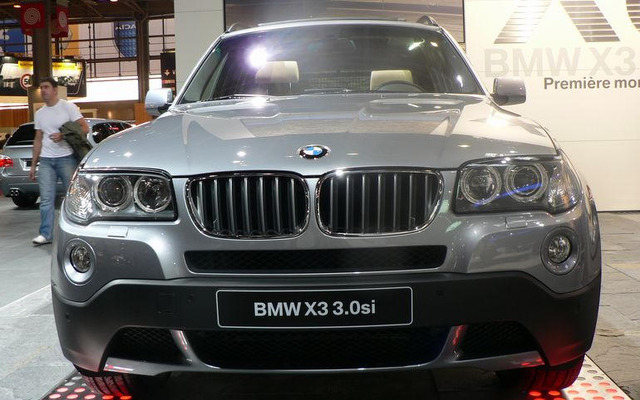 【パリモーターショー06】BMW、新型 X3 を披露