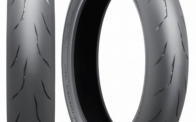 BATTLAX RACING STREET RS10