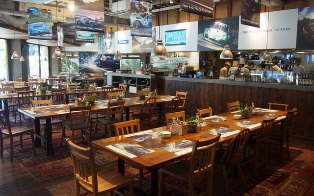 ファルケン カフェ Aoyama