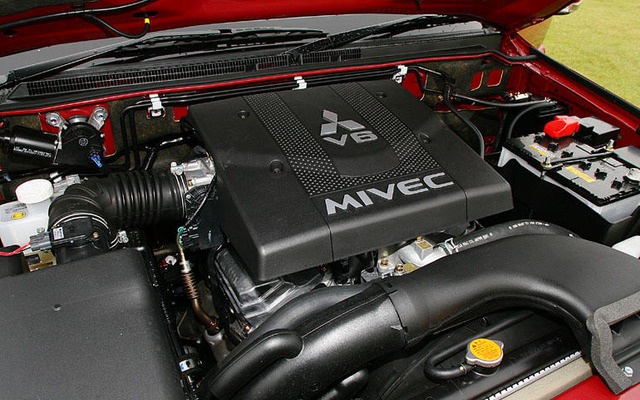【三菱 パジェロ 新型発表】3.8リットルはMIVECを追加